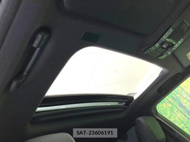 Toyota Land Cruiser 250 2025-01 8208151-2