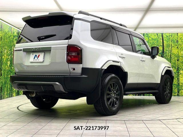Toyota Land Cruiser 250 2024-08 8208155-16