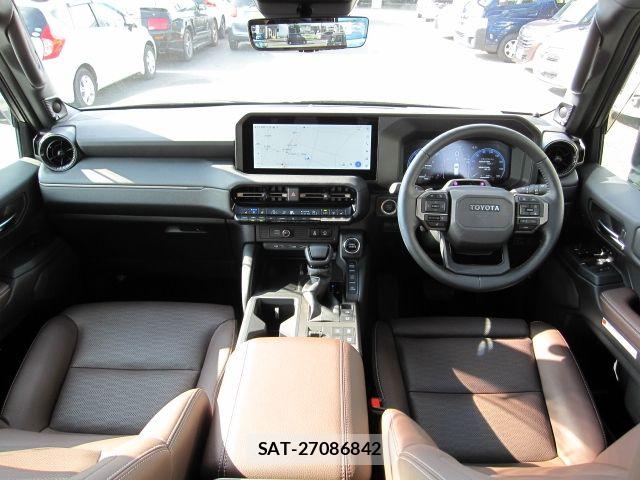 Toyota Land Cruiser 250 2025-03 8208132-13