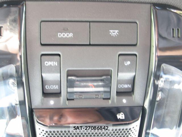 Toyota Land Cruiser 250 2025-03 8208132-19