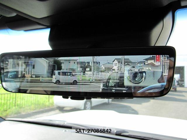 Toyota Land Cruiser 250 2025-03 8208132-22