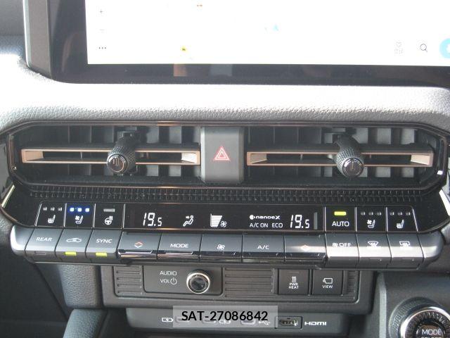 Toyota Land Cruiser 250 2025-03 8208132-27