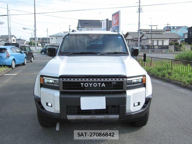 Toyota Land Cruiser 250 2025-03 8208132-4