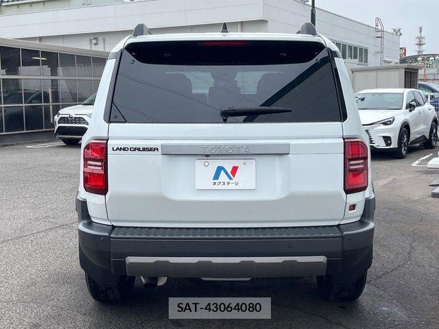 Toyota Land Cruiser 250 2025-01 8208147-13