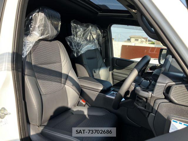 Toyota Land Cruiser 250 2025-07 8208137-11