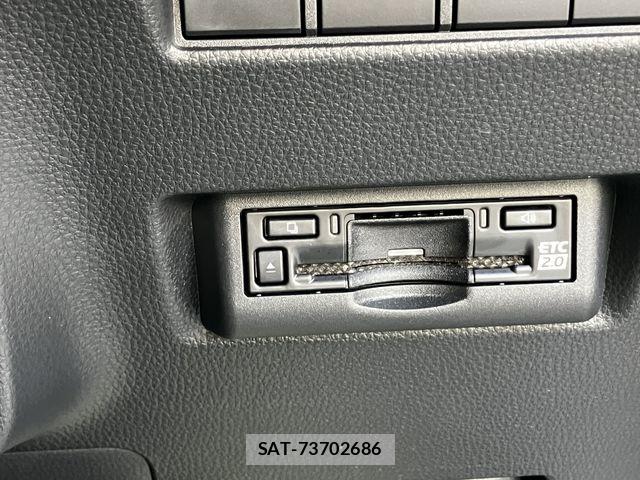 Toyota Land Cruiser 250 2025-07 8208137-21