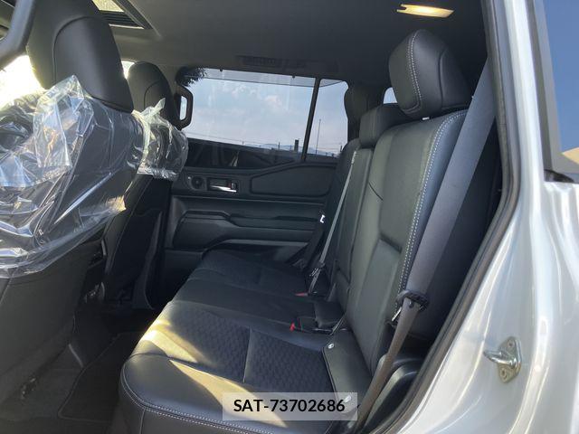 Toyota Land Cruiser 250 2025-07 8208137-24
