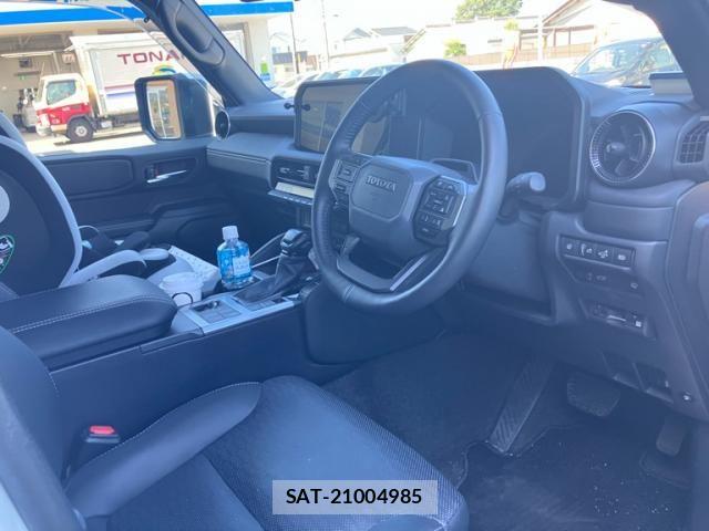 Toyota Land Cruiser 250 2025-08 8208148-12