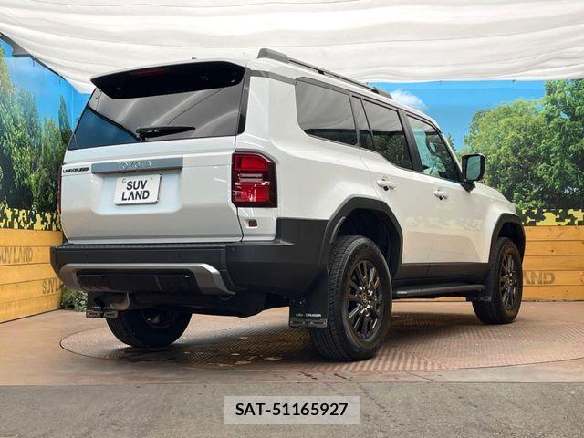 Toyota Land Cruiser 250 2025-09 8208153-17