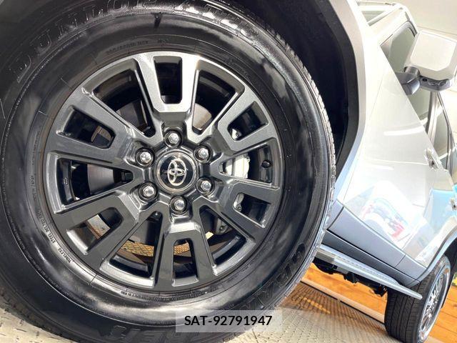 Toyota Land Cruiser 250 2025-06 8208136-12