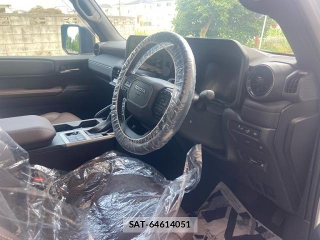 Toyota Land Cruiser 250 2024-07 8230512-16