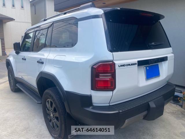 Toyota Land Cruiser 250 2024-07 8230512-5
