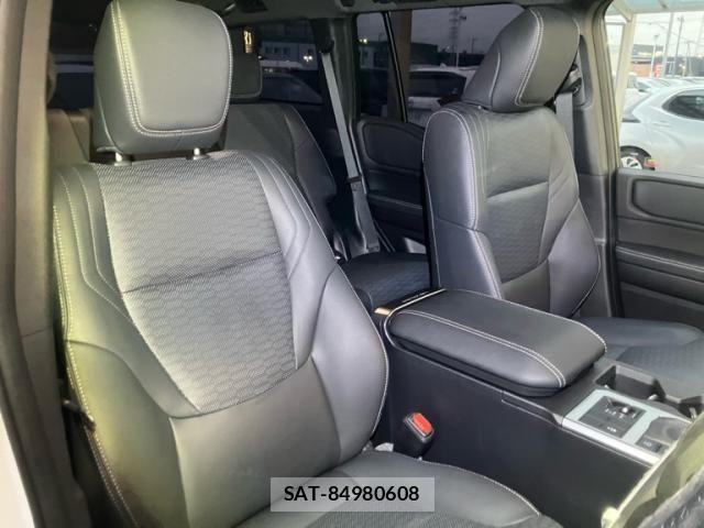 Toyota Land Cruiser 250 2024-07 8230513-16