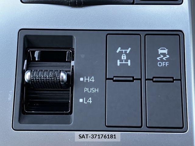 Toyota Land Cruiser 250 2024-10 8245592-19