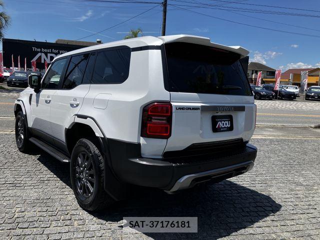 Toyota Land Cruiser 250 2024-10 8245592-2