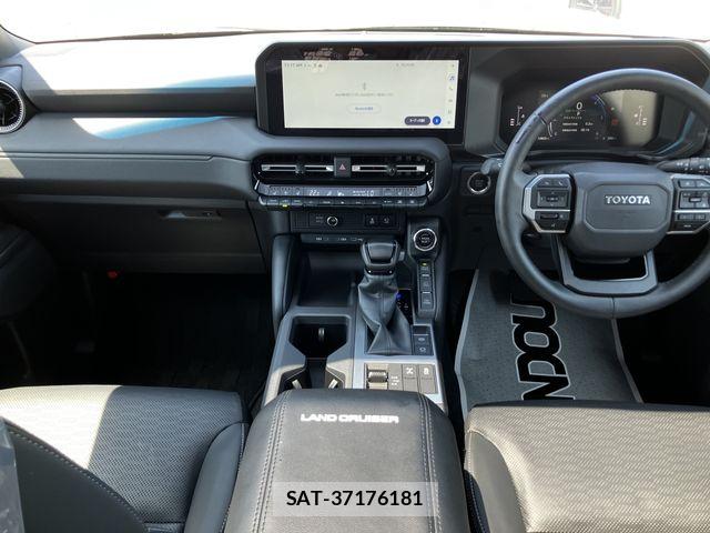 Toyota Land Cruiser 250 2024-10 8245592-8