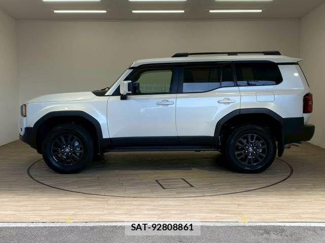 Toyota Land Cruiser 250 2024-07 8245598-15