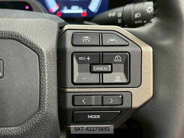 Toyota Land Cruiser 250 2024-06 8245590-8