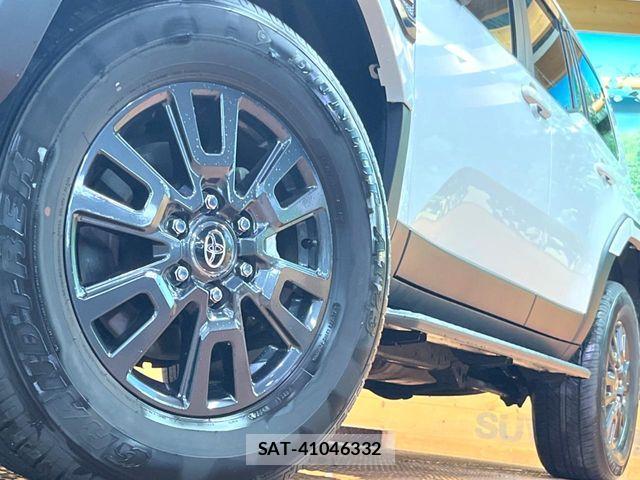 Toyota Land Cruiser 250 2024-07 8245596-14
