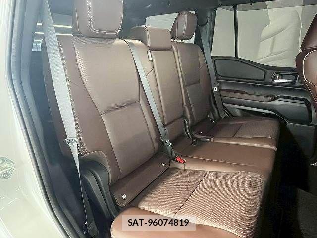 Toyota Land Cruiser 250 2024-06 8245589-5