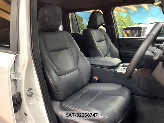 Toyota Land Cruiser 250 2024-08 8245594-7