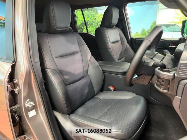 Toyota Land Cruiser 250 2025-09 8245593-9