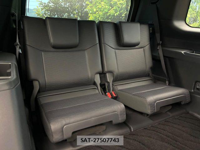 Toyota Land Cruiser 250 2024-10 8315033-8