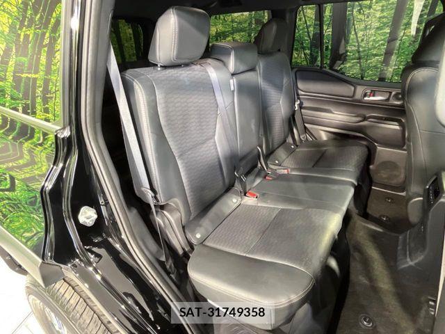 Toyota Land Cruiser 250 2025-07 8315027-8