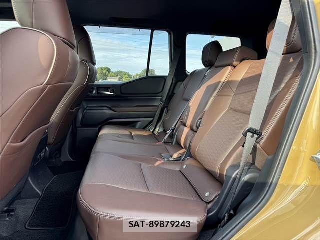 Toyota Land Cruiser 250 2024-07 8315025-17