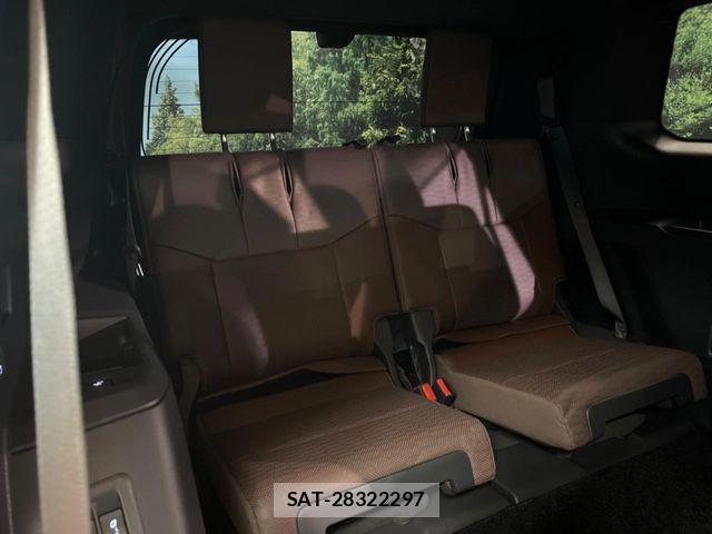 Toyota Land Cruiser 250 2024-06 8315022-11
