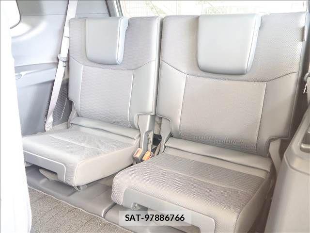 Toyota Land Cruiser 250 2025-07 8315032-13