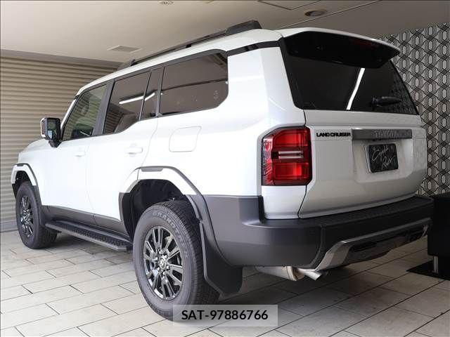 Toyota Land Cruiser 250 2025-07 8315032-1