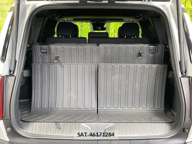Toyota Land Cruiser 250 2025-03 8315030-9