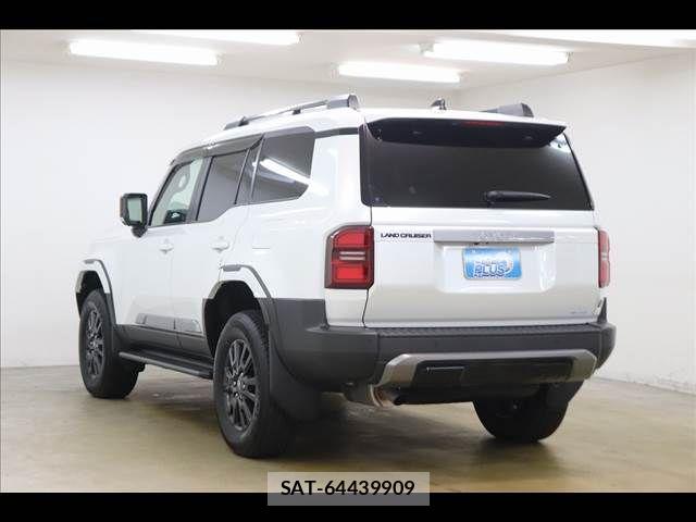 Toyota Land Cruiser 250 2025-04 8315031-19