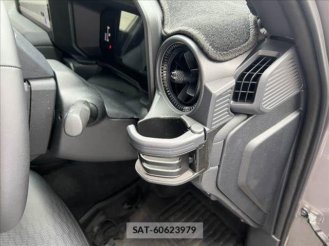 Toyota Land Cruiser 250 2025-10 8315029-16
