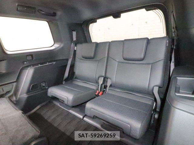 Toyota Land Cruiser 250 2025-09 8315024-9