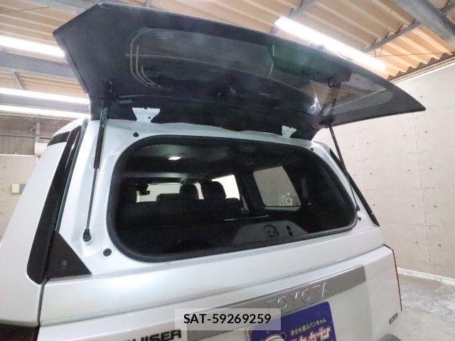 Toyota Land Cruiser 250 2025-09 8315024-18