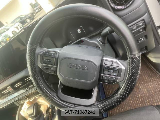 Toyota Land Cruiser 250 2024-06 8336425-15