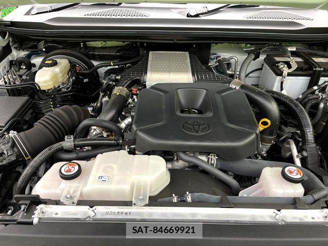 Toyota Land Cruiser 250 2024-10 8336408-17