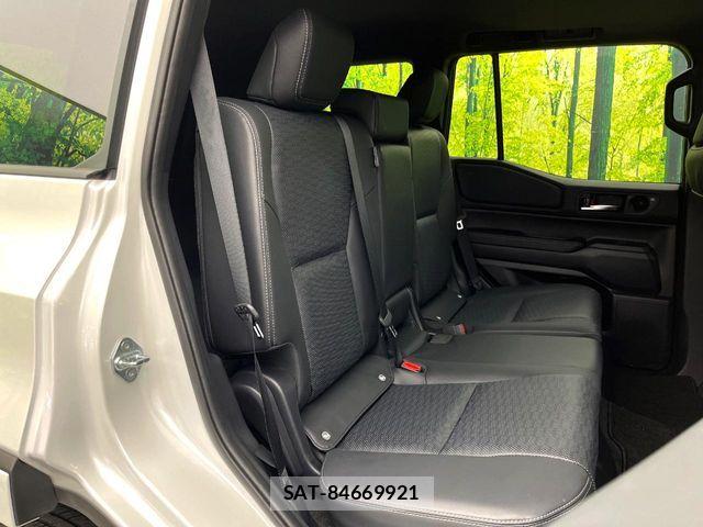 Toyota Land Cruiser 250 2024-10 8336408-7