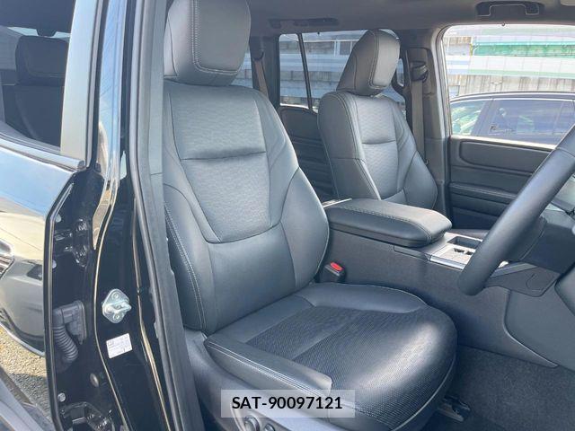 Toyota Land Cruiser 250 2024-08 8336423-11