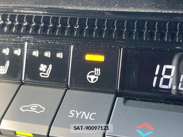 Toyota Land Cruiser 250 2024-08 8336423-8