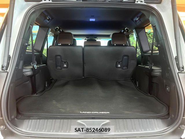 Toyota Land Cruiser 250 2024-06 8336405-12