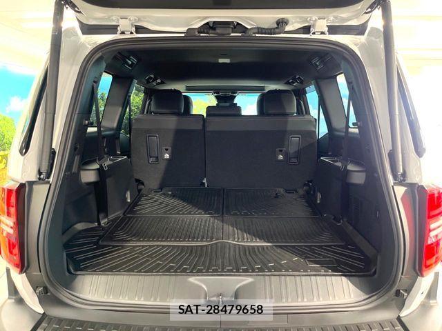 Toyota Land Cruiser 250 2025-02 8336427-10