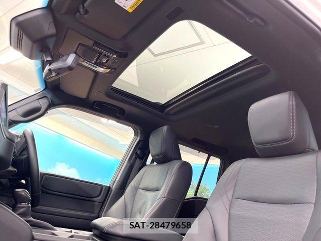 Toyota Land Cruiser 250 2025-02 8336427-3