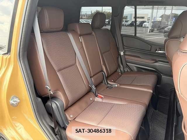 Toyota Land Cruiser 250 2024-06 8336414-11
