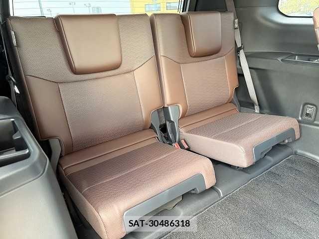 Toyota Land Cruiser 250 2024-06 8336414-12