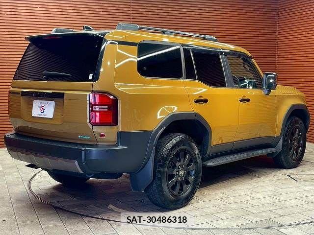 Toyota Land Cruiser 250 2024-06 8336414-15