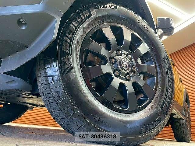 Toyota Land Cruiser 250 2024-06 8336414-18