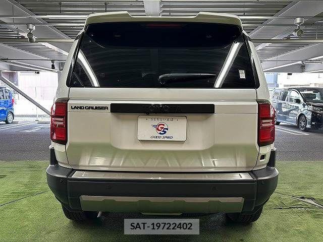 Toyota Land Cruiser 250 2024-12 8336407-15